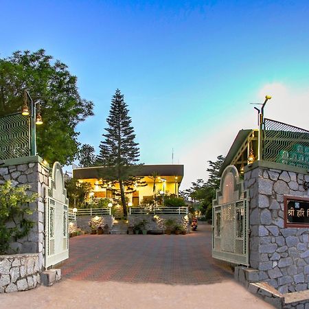 Hari Niwas - A Boutique Garden Resort Ábú-hegy Kültér fotó