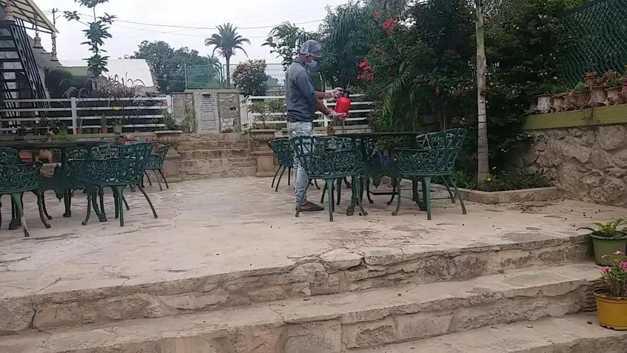 Hari Niwas - A Boutique Garden Resort Ábú-hegy Kültér fotó