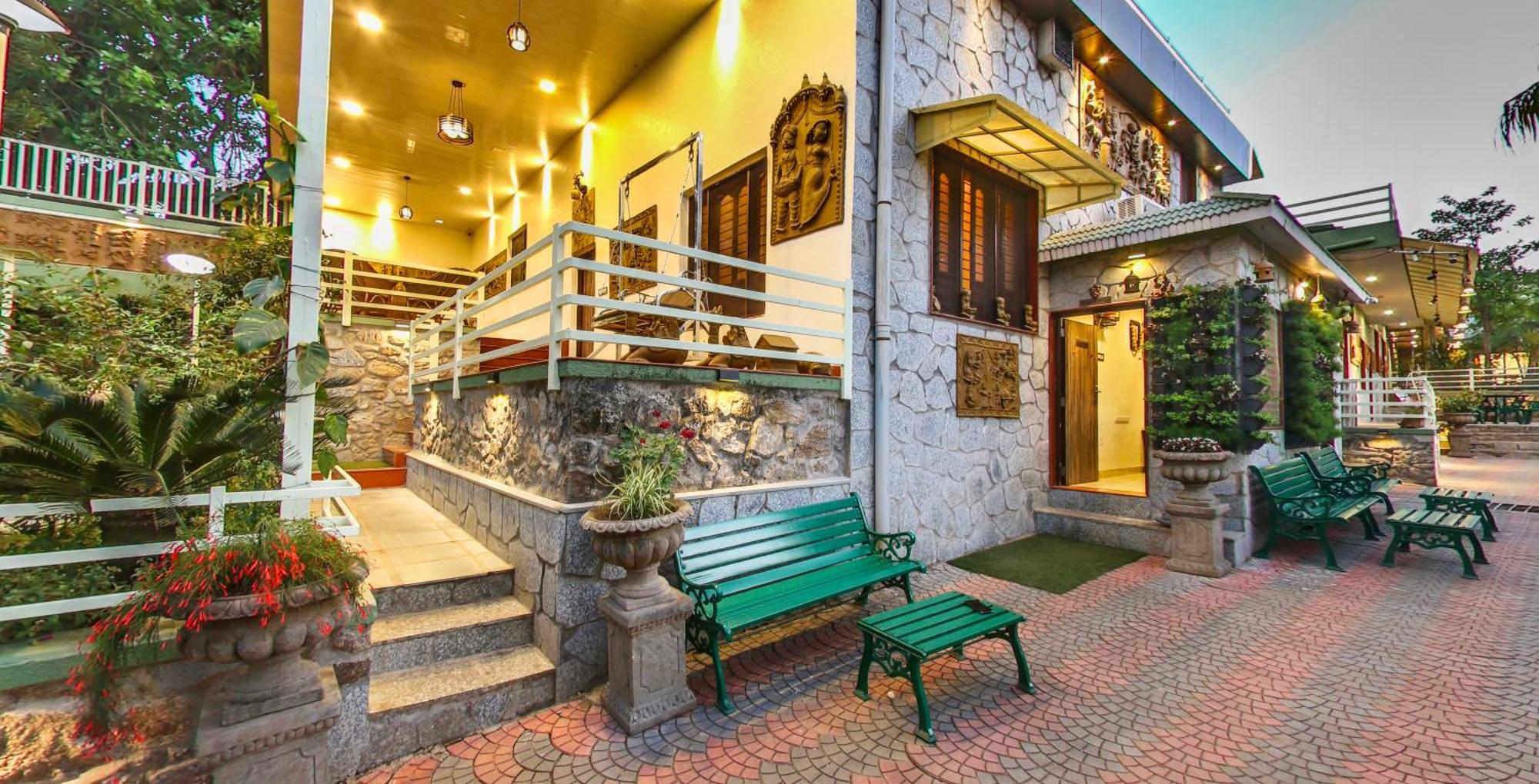 Hari Niwas - A Boutique Garden Resort Ábú-hegy Kültér fotó