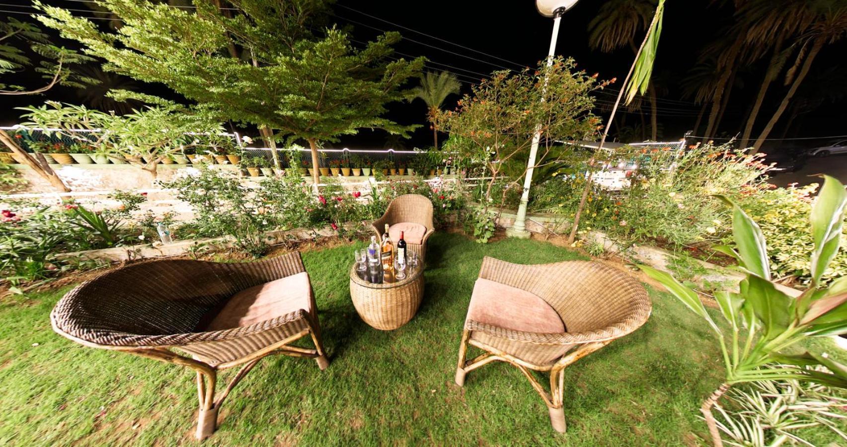 Hari Niwas - A Boutique Garden Resort Ábú-hegy Kültér fotó